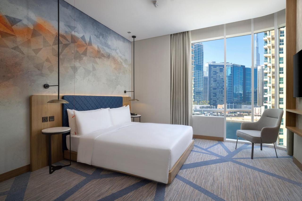 Hilton Garden Inn Dubai Business Bay Esterno foto