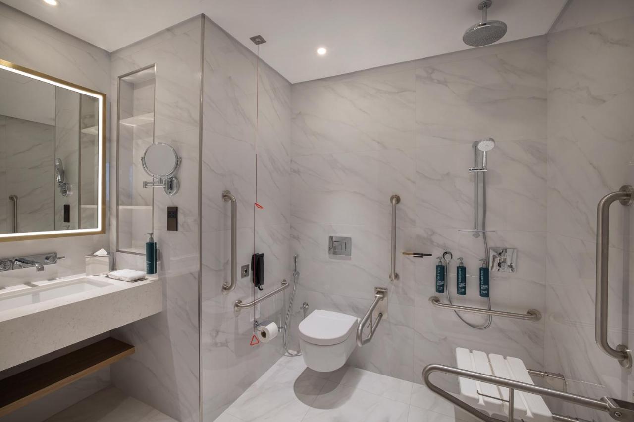 Hilton Garden Inn Dubai Business Bay Esterno foto